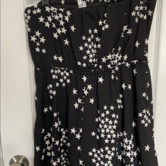 Studio Y Strapless Star Dress - Picture 2 of 5